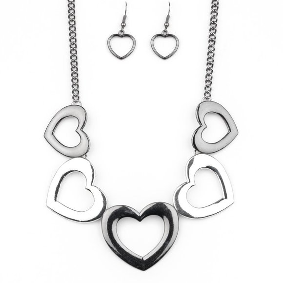 NWT Hearty Hearts multi metal heart necklace set - Picture 2 of 4